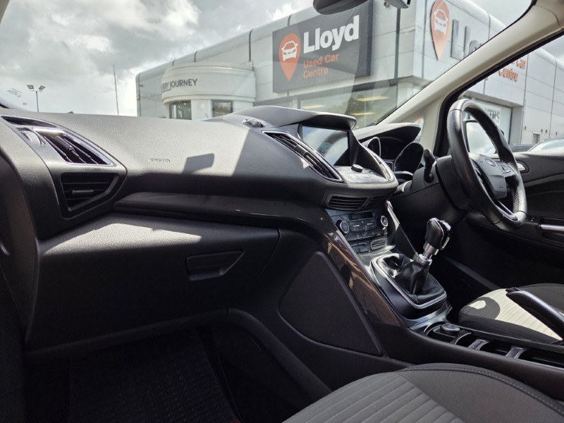 2018 (67) FORD C-MAX 1.5 TDCi Titanium 5dr 5488977