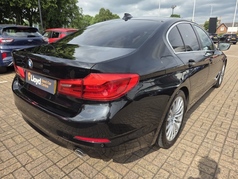 2017 (67) BMW 5 SERIES 520d Efficient Dynamics SE 4dr Auto 5510709