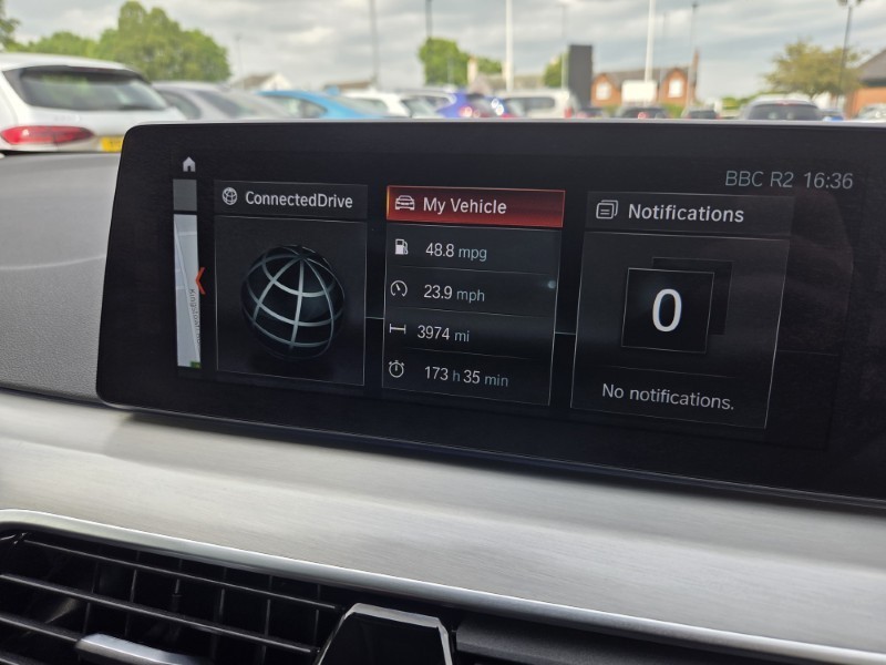 2017 (67) BMW 5 SERIES 520d Efficient Dynamics SE 4dr Auto 5510734