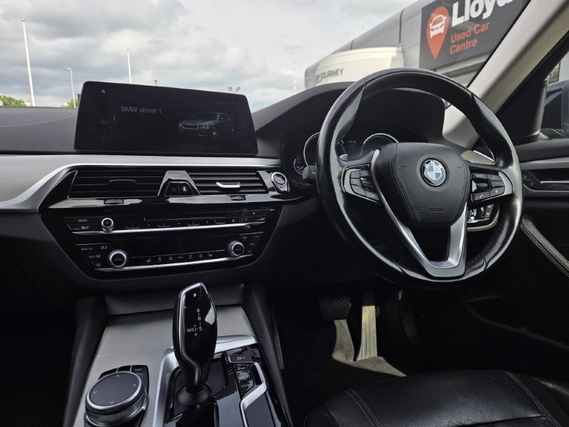 2017 (67) BMW 5 SERIES 520d Efficient Dynamics SE 4dr Auto 5510716