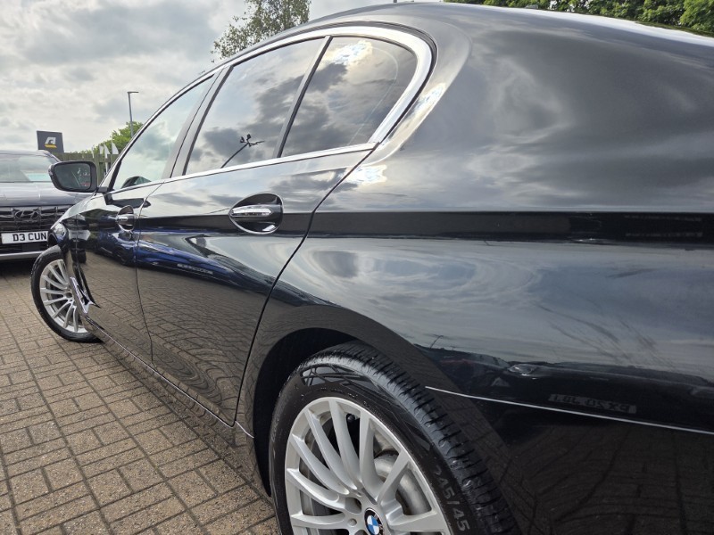 2017 (67) BMW 5 SERIES 520d Efficient Dynamics SE 4dr Auto 5510704