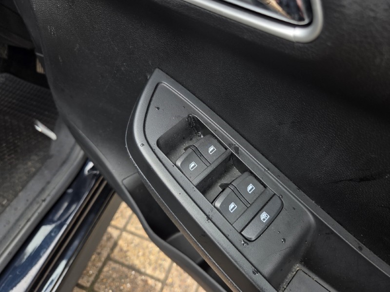 2023 (73) MG MOTOR UK MG3 1.5 VTi-TECH Exclusive 5dr [Navigation] 5489090