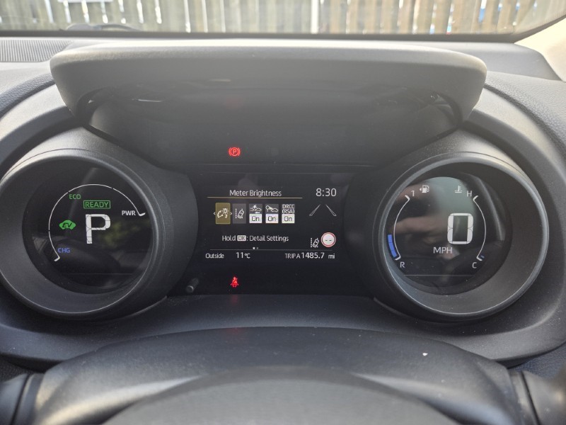 2021 (21) TOYOTA YARIS 1.5 Hybrid Design 5dr CVT 5492699