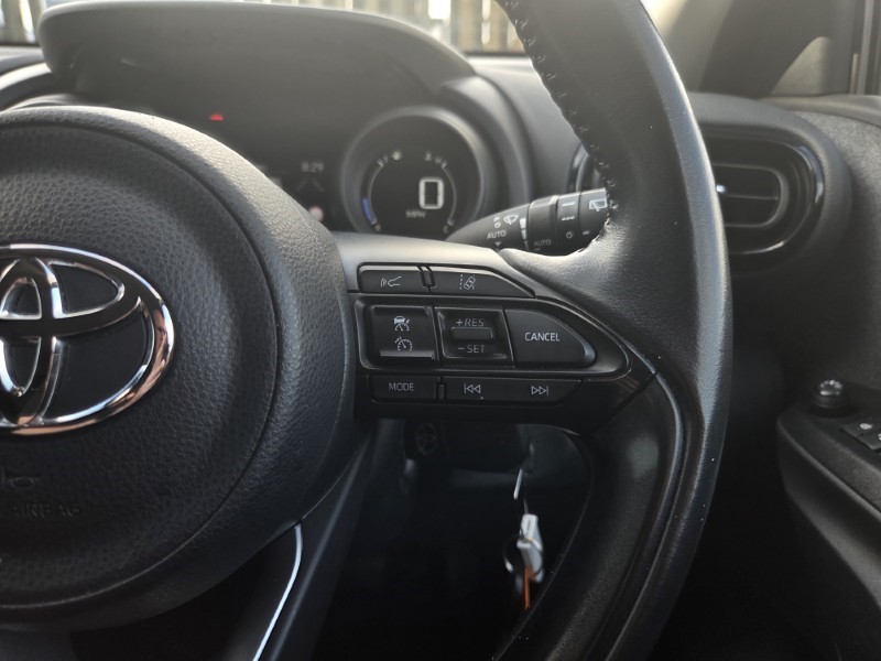 2021 (21) TOYOTA YARIS 1.5 Hybrid Design 5dr CVT 5492692
