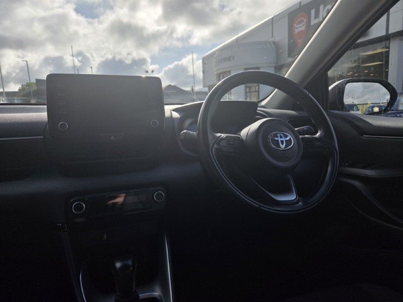 2021 (21) TOYOTA YARIS 1.5 Hybrid Design 5dr CVT 5492683