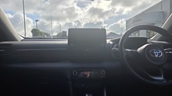 2021 (21) TOYOTA YARIS 1.5 Hybrid Design 5dr CVT 5492682