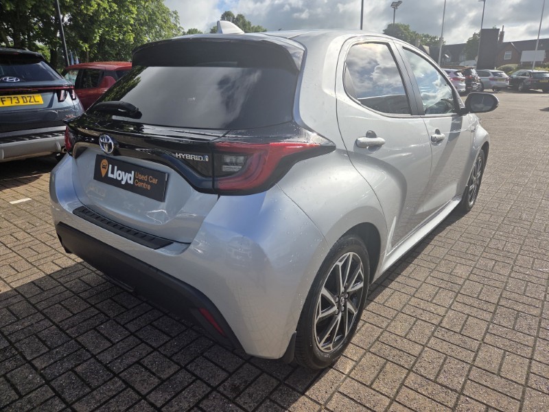 2021 (21) TOYOTA YARIS 1.5 Hybrid Design 5dr CVT 5492676