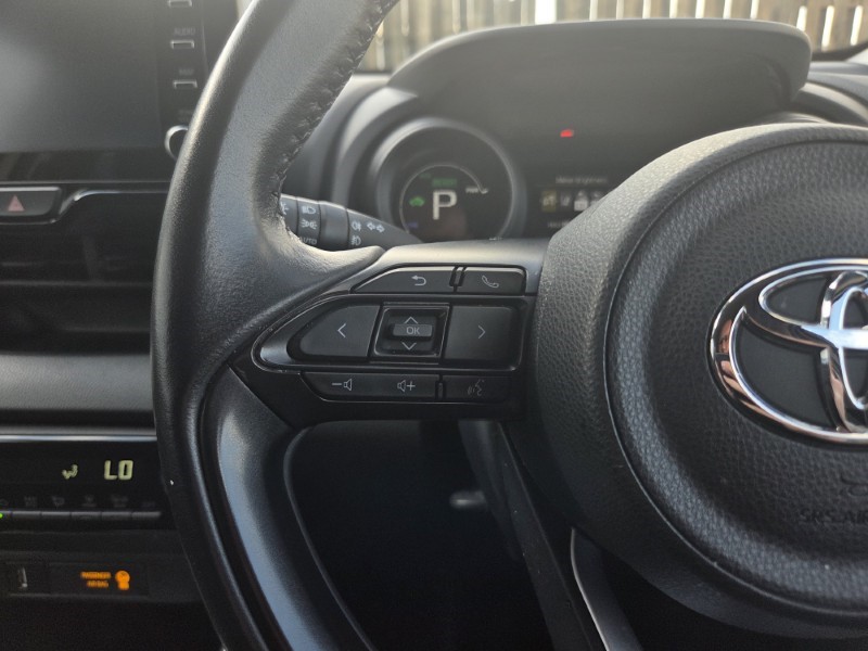 2021 (21) TOYOTA YARIS 1.5 Hybrid Design 5dr CVT 5492691