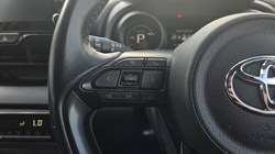 2021 (21) TOYOTA YARIS 1.5 Hybrid Design 5dr CVT 5492691