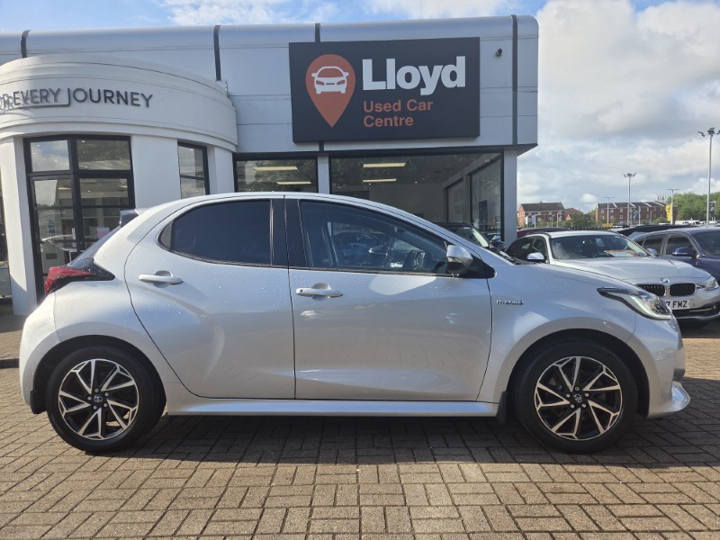 2021 (21) TOYOTA YARIS 1.5 Hybrid Design 5dr CVT 5492661