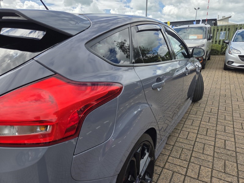 2018 (18) FORD FOCUS 2.0T EcoBoost ST-3 Navigation 5dr 5494303