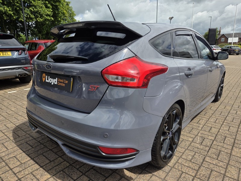 2018 (18) FORD FOCUS 2.0T EcoBoost ST-3 Navigation 5dr 5494307