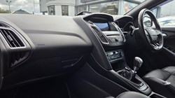 2018 (18) FORD FOCUS 2.0T EcoBoost ST-3 Navigation 5dr 5494317