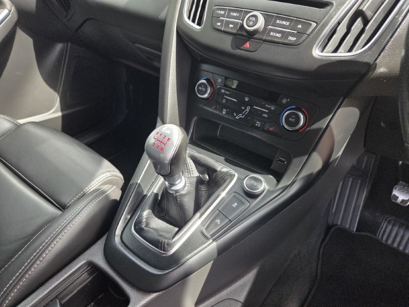2018 (18) FORD FOCUS 2.0T EcoBoost ST-3 Navigation 5dr 5494327
