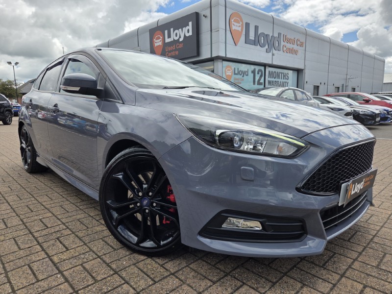2018 (18) FORD FOCUS 2.0T EcoBoost ST-3 Navigation 5dr 5494304