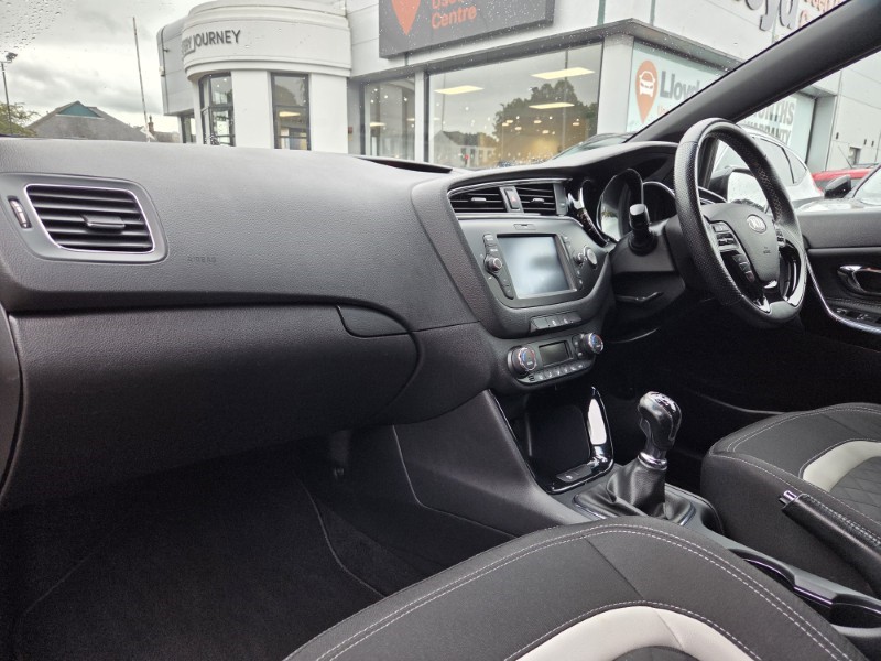 2018 (18) KIA CEED 1.6 CRDi ISG GT-Line 5dr 5524040