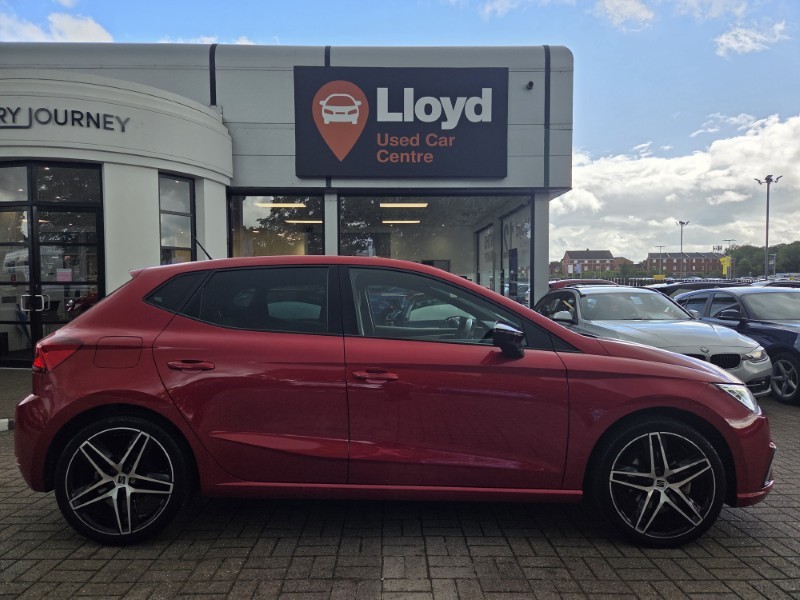2023 (23) SEAT IBIZA 1.0 TSI 110 FR Edition 5dr 5505562