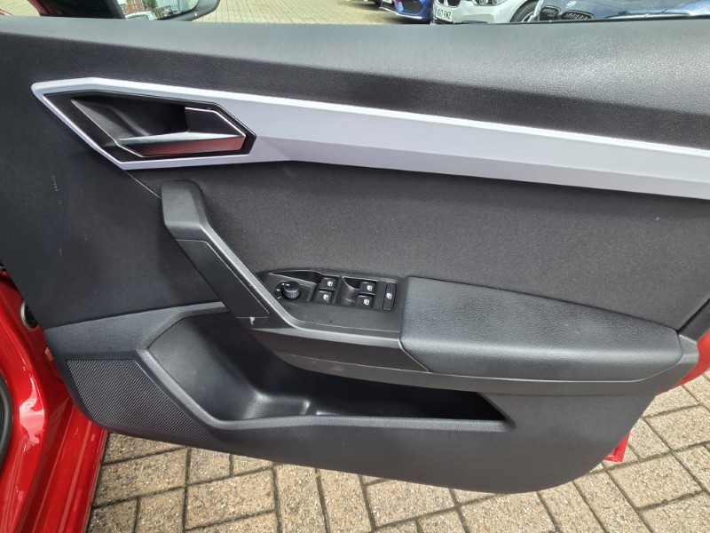 2023 (23) SEAT IBIZA 1.0 TSI 110 FR Edition 5dr 5505591