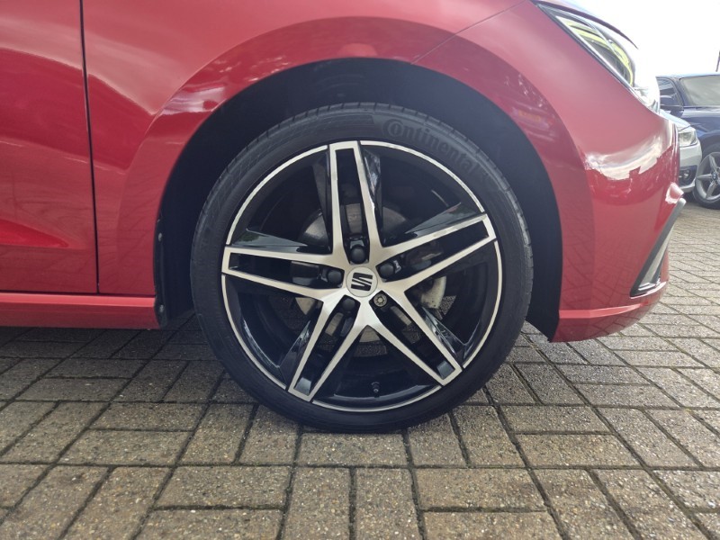 2023 (23) SEAT IBIZA 1.0 TSI 110 FR Edition 5dr 5505563