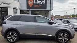 2019 (19) PEUGEOT 5008 1.5 BlueHDi GT Line Premium 5dr EAT8 5510367