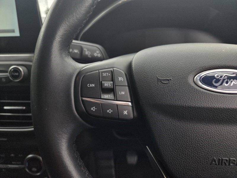 2018 (68) FORD FOCUS 1.0 EcoBoost 125 Titanium 5dr 5520398