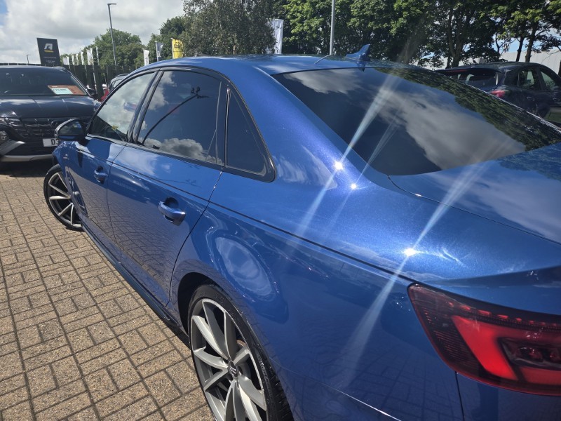 2019 (19) AUDI A4 35 TFSI Black Edition 4dr S Tronic 5520041