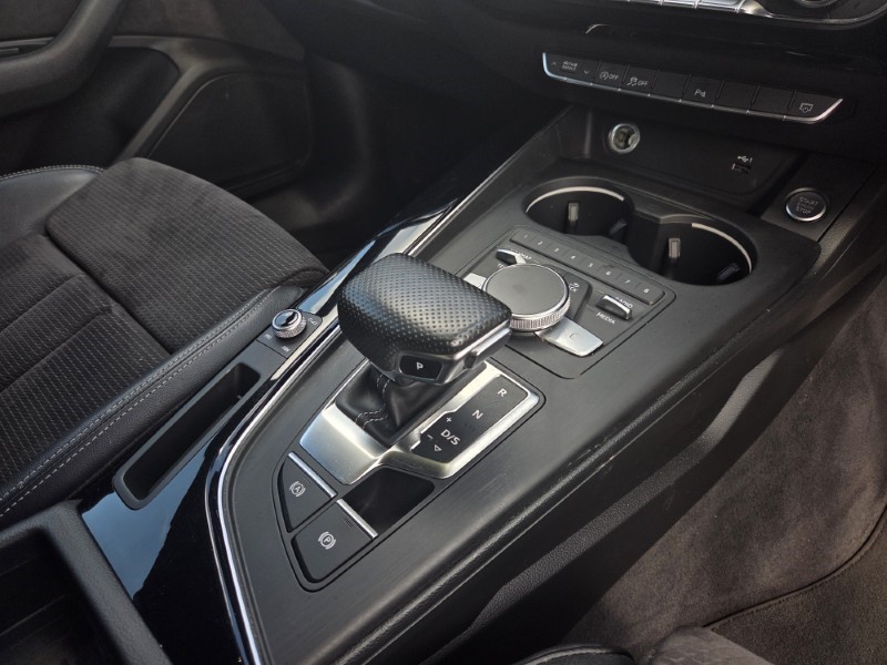 2019 (19) AUDI A4 35 TFSI Black Edition 4dr S Tronic 5520066