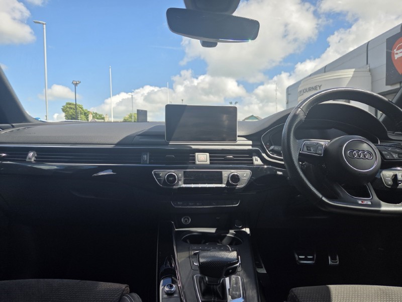2019 (19) AUDI A4 35 TFSI Black Edition 4dr S Tronic 5520052
