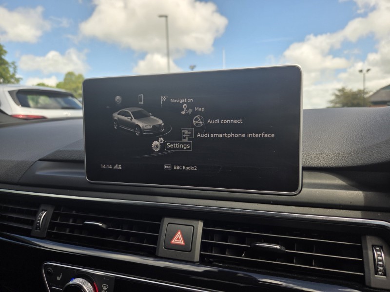 2019 (19) AUDI A4 35 TFSI Black Edition 4dr S Tronic 5520071