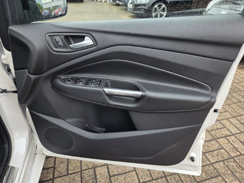2019 (69) FORD KUGA 2.0 TDCi 180 ST-Line Edition 5dr Auto 5528699