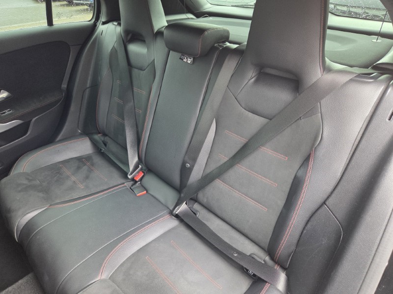 2019 (19) MERCEDES-BENZ A CLASS A200d AMG Line 5dr Auto 5524949