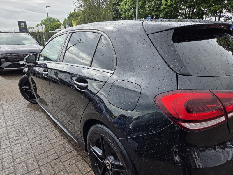 2019 (19) MERCEDES-BENZ A CLASS A200d AMG Line 5dr Auto 5524935
