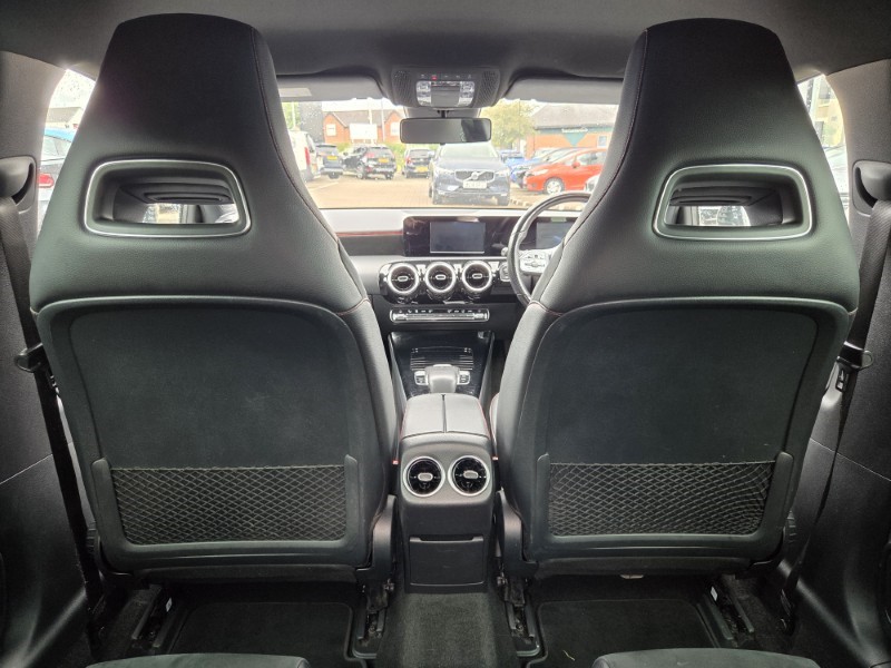 2019 (19) MERCEDES-BENZ A CLASS A200d AMG Line 5dr Auto 5524943