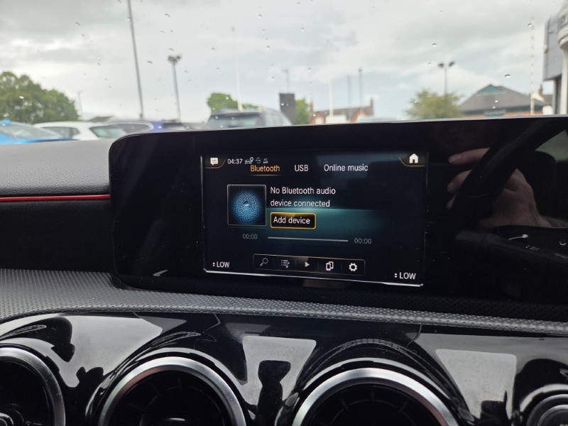 2019 (19) MERCEDES-BENZ A CLASS A200d AMG Line 5dr Auto 5524965