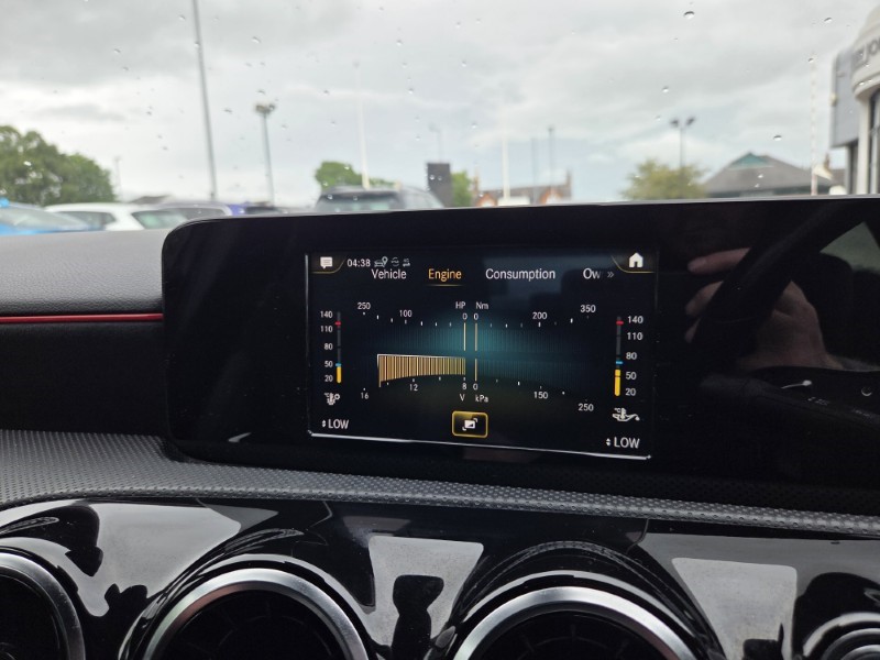 2019 (19) MERCEDES-BENZ A CLASS A200d AMG Line 5dr Auto 5524967