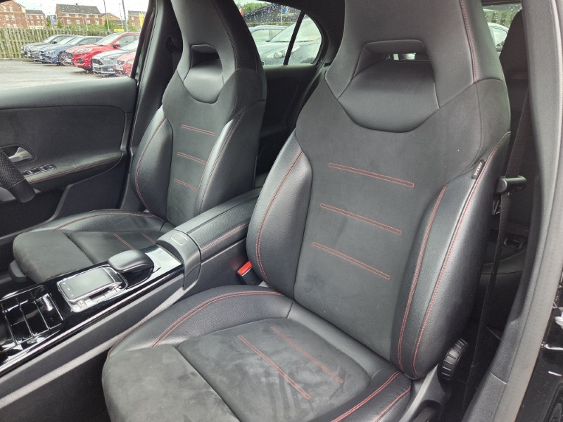 2019 (19) MERCEDES-BENZ A CLASS A200d AMG Line 5dr Auto 5524952