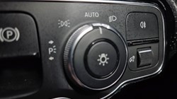 2019 (19) MERCEDES-BENZ A CLASS A200d AMG Line 5dr Auto 5524971