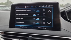 2019 (19) PEUGEOT 3008 1.5 BlueHDi Allure 5dr 5523706