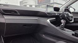 2019 (19) PEUGEOT 3008 1.5 BlueHDi Allure 5dr 5523689