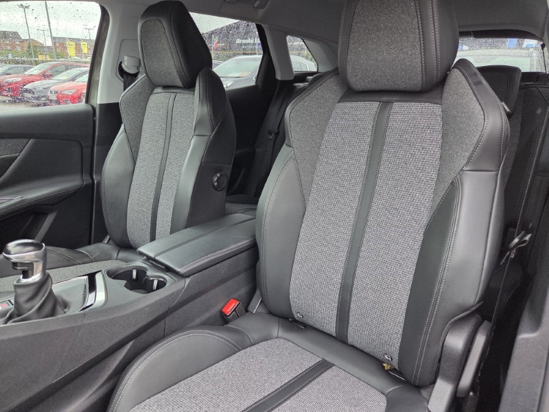 2019 (19) PEUGEOT 3008 1.5 BlueHDi Allure 5dr 5523691