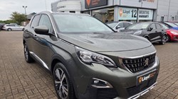 2019 (19) PEUGEOT 3008 1.5 BlueHDi Allure 5dr 5523668