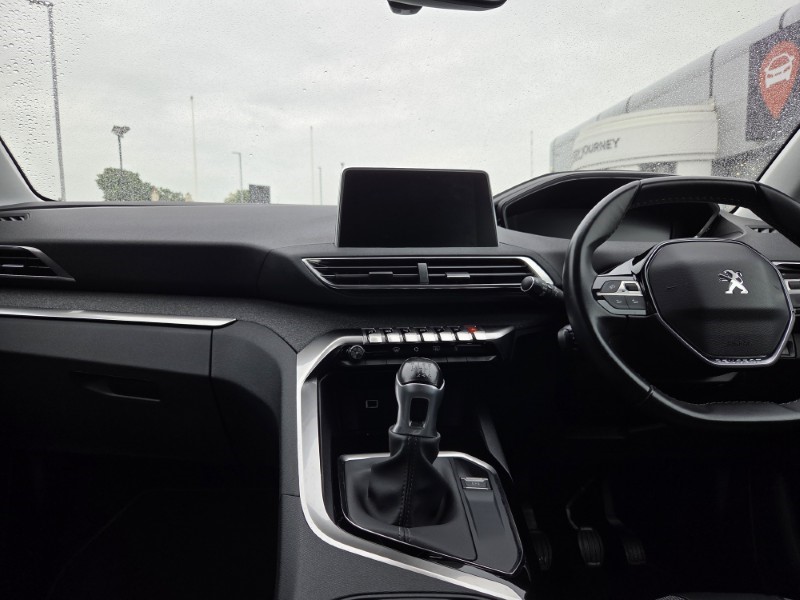 2019 (19) PEUGEOT 3008 1.5 BlueHDi Allure 5dr 5523685