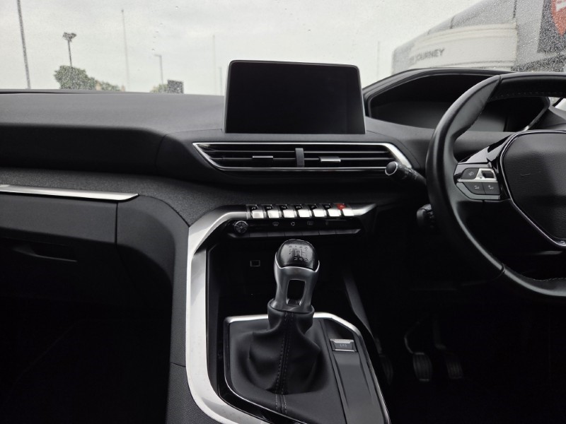 2019 (19) PEUGEOT 3008 1.5 BlueHDi Allure 5dr 5523687