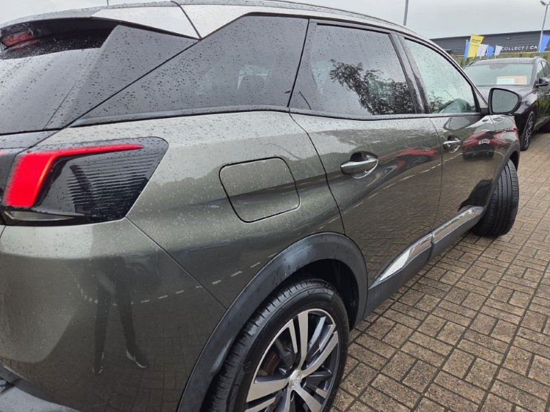 2019 (19) PEUGEOT 3008 1.5 BlueHDi Allure 5dr 5523675