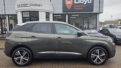 2019 (19) PEUGEOT 3008 1.5 BlueHDi Allure 5dr 5523665