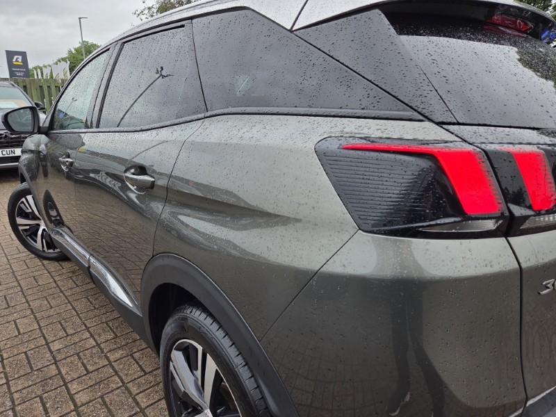 2019 (19) PEUGEOT 3008 1.5 BlueHDi Allure 5dr 5523674