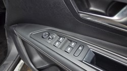2019 (19) PEUGEOT 3008 1.5 BlueHDi Allure 5dr 5523694