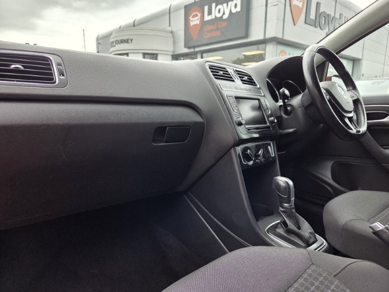 2016 (66) VOLKSWAGEN POLO 1.2 TSI Match 5dr DSG 5523860