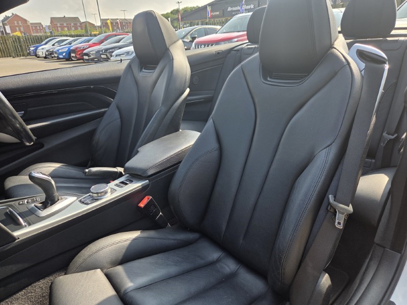 2017 (17) BMW 4 SERIES 420d [190] M Sport 2dr Auto [Professional Media] 5539302