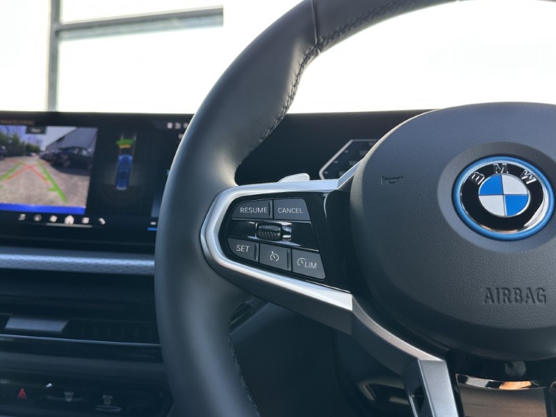  BMW 3 SERIES 330e 22.3 kWh M Sport 5dr Step Auto [Pro Pack] 5285131